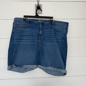 Alexander Jane Women’s 4XL Stretchy Plus Size Denim Shorts